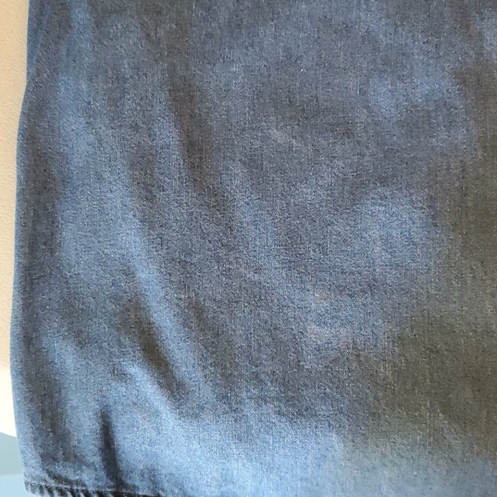 Motown Cafe New York Blue Jean Shirt NWOT Lg - Picture 7 of 7